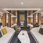 5 Hotel