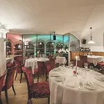 Hotel 5 5*