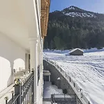Hotel 5 5*