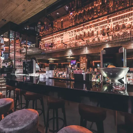 5 Ξενοδοχείο Ισγκλ