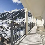 Hotel 5 5*
